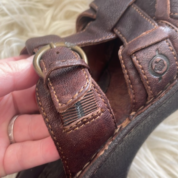 Born brown wedge clogs - Picture 10 of 10